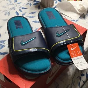 Nike Comfort Slides